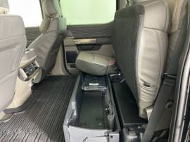 2025 Ford F-250 Super Duty Platinum Crew Cab