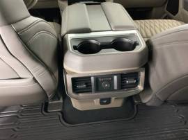 2025 Ford F-250 Super Duty Platinum Crew Cab