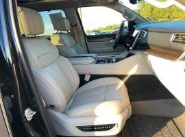 2023 Jeep Grand Wagoneer L