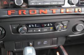 2025 Nissan Frontier PRO-4X Crew Cab LB