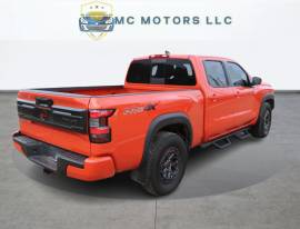 2025 Nissan Frontier PRO-4X Crew Cab LB