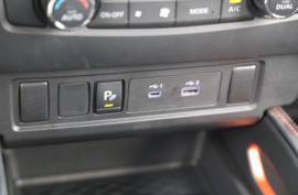 2025 Nissan Frontier PRO-4X Crew Cab LB