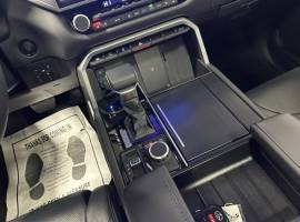 2025 Toyota Tundra Platinum CrewMax Cab