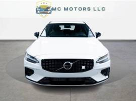 2025 Volvo V60 Hybrid Plug-in Recharge T8 Polestar
