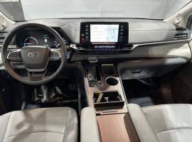 2024 Toyota Sienna XLE 7-Passenger