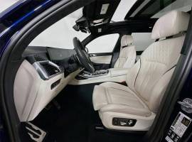 2025 BMW X7 M60i
