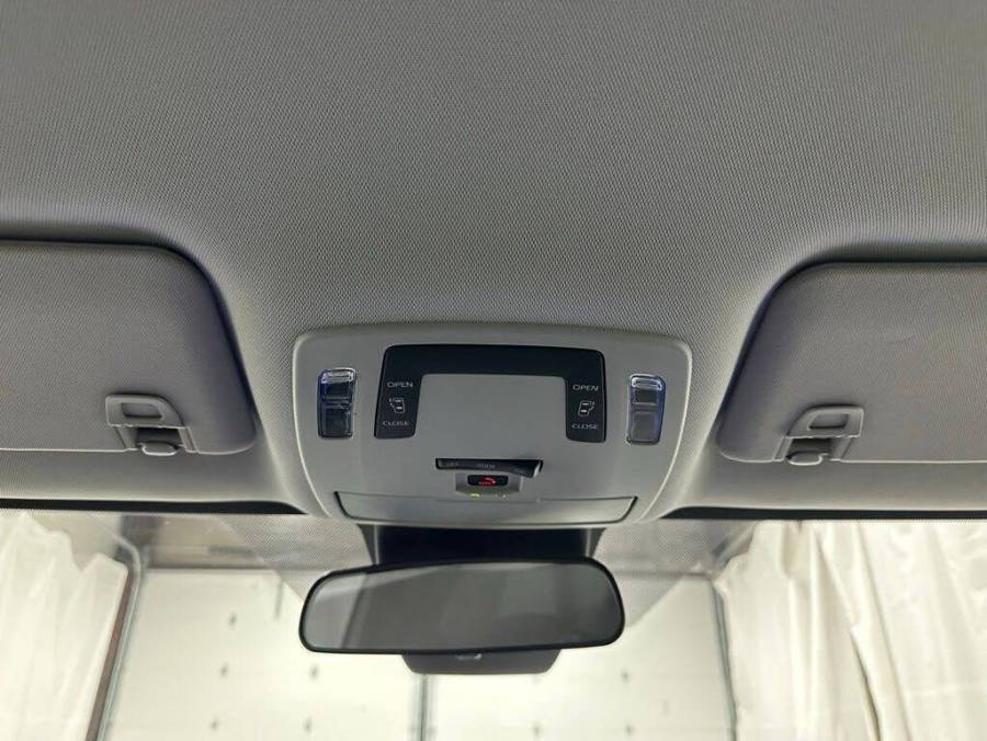 2025 Toyota Sienna 11